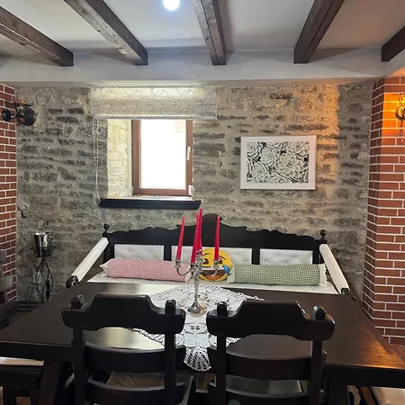 게스트하우스 зоя от 1903 3*