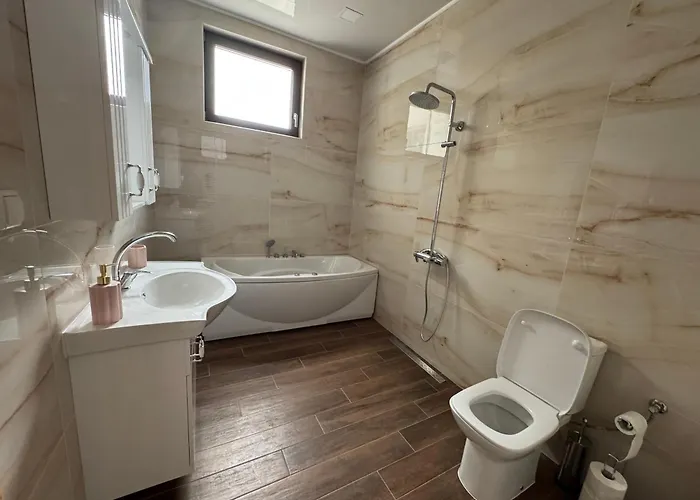 ゲストハウス зоя от 1903