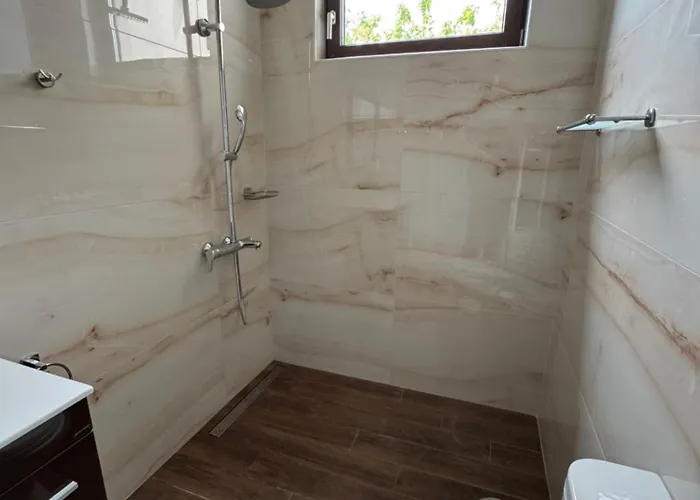 ゲストハウス зоя от 1903 3*