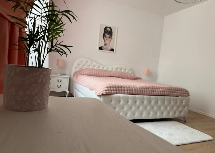 Guest house зоя от 1903 3*