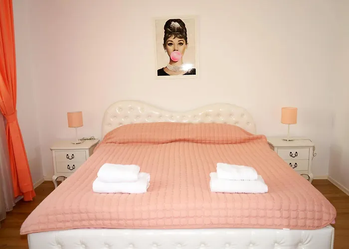 Guest house зоя от 1903 Kavarna